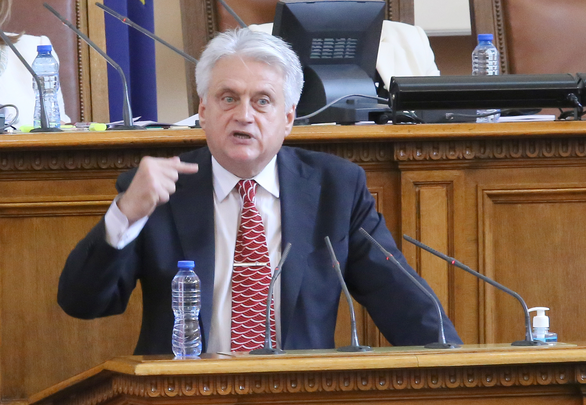 Парламент Бойко Рашков