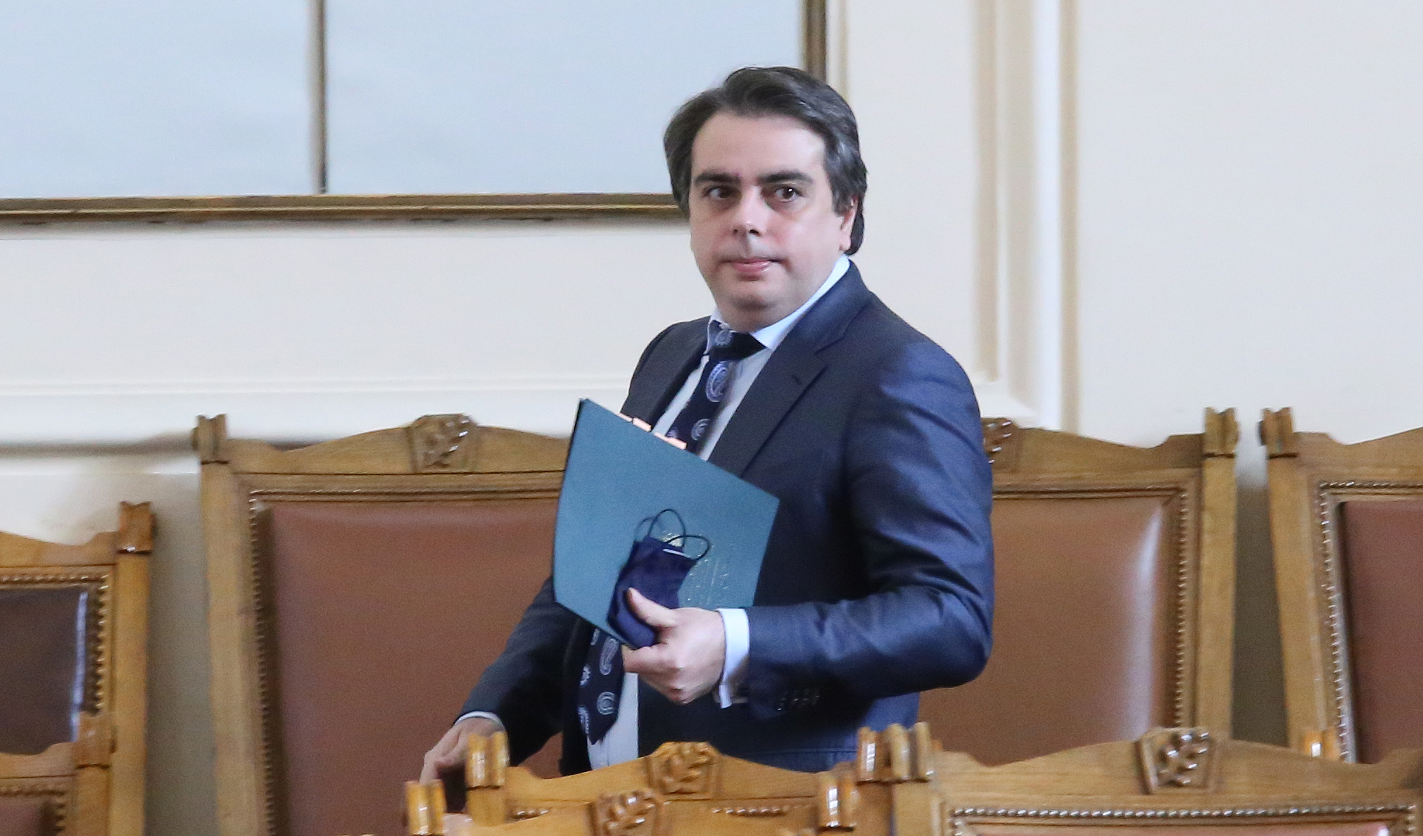 Парламент Асен Василев