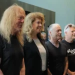Президентът Илияна Йотова се срещна с музикантите от Iron Maiden