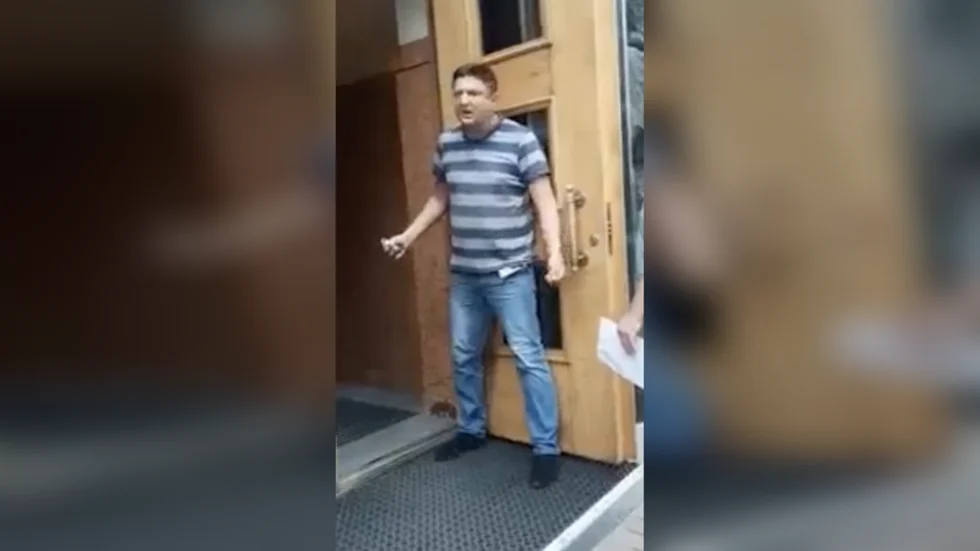 мъж граната украинско правителство украйна