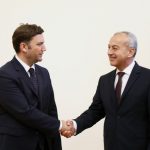 Българският премиер Гълъб Донев и външният министър на Република Северна Македония Буяр Османи