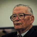 За теорията на публичния избор Джеймс Бюканън получи Нобелова награда