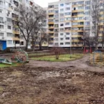 Междублоковите пространства в "Дружба 2" са в окаяно състояние след ремонт на "Топлофикация"