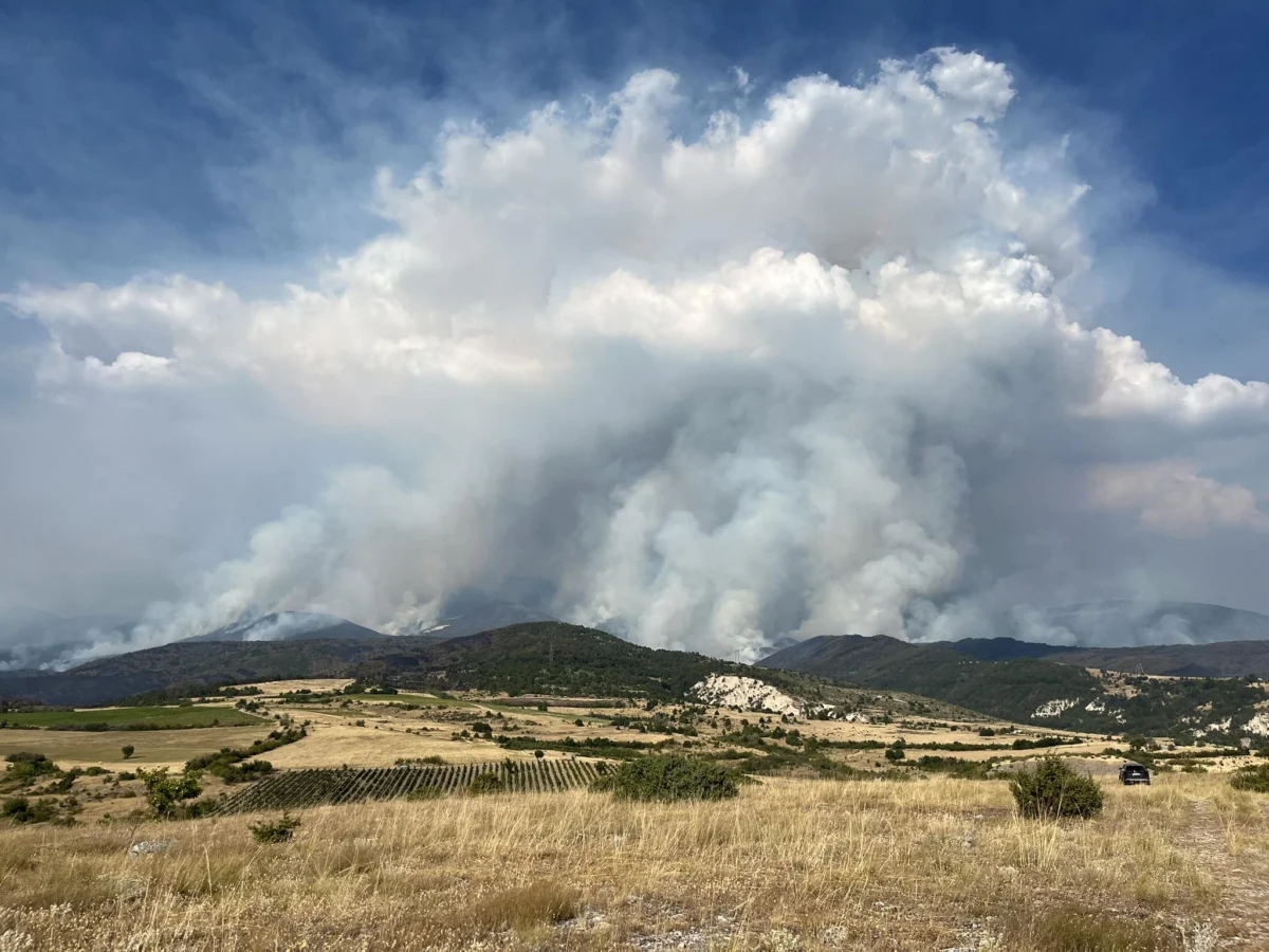 Шести ден продължава борбата с пожарите у нас