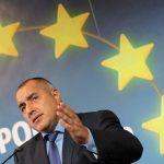 Бойко Борисов с ореол от звезди