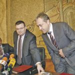 Бившият главен прокурор Борис Велчев се усмихва