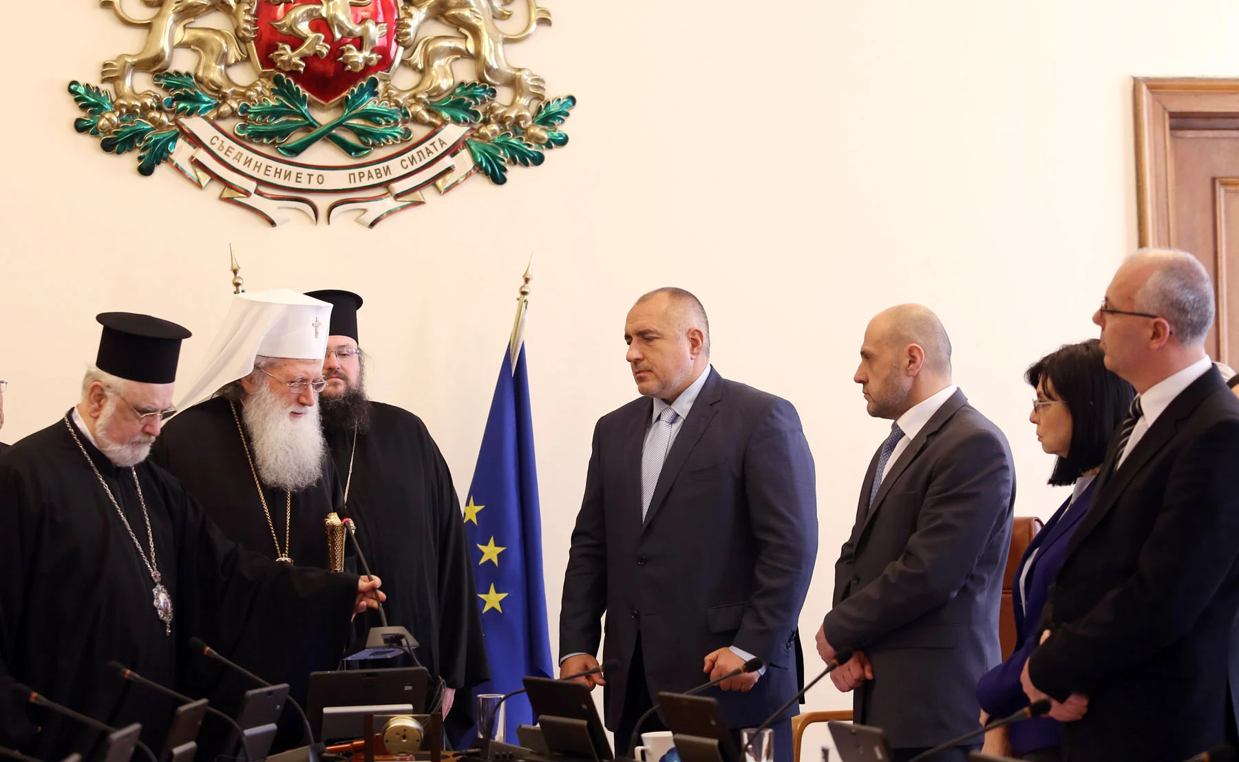 Министерски съвет заседание - благословия на патриарх Неофит