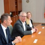 Министерство на транспорта среща представител на Изпълнителния съвет на „Пристанище Дуисбург“ Томас Шлипкьотер