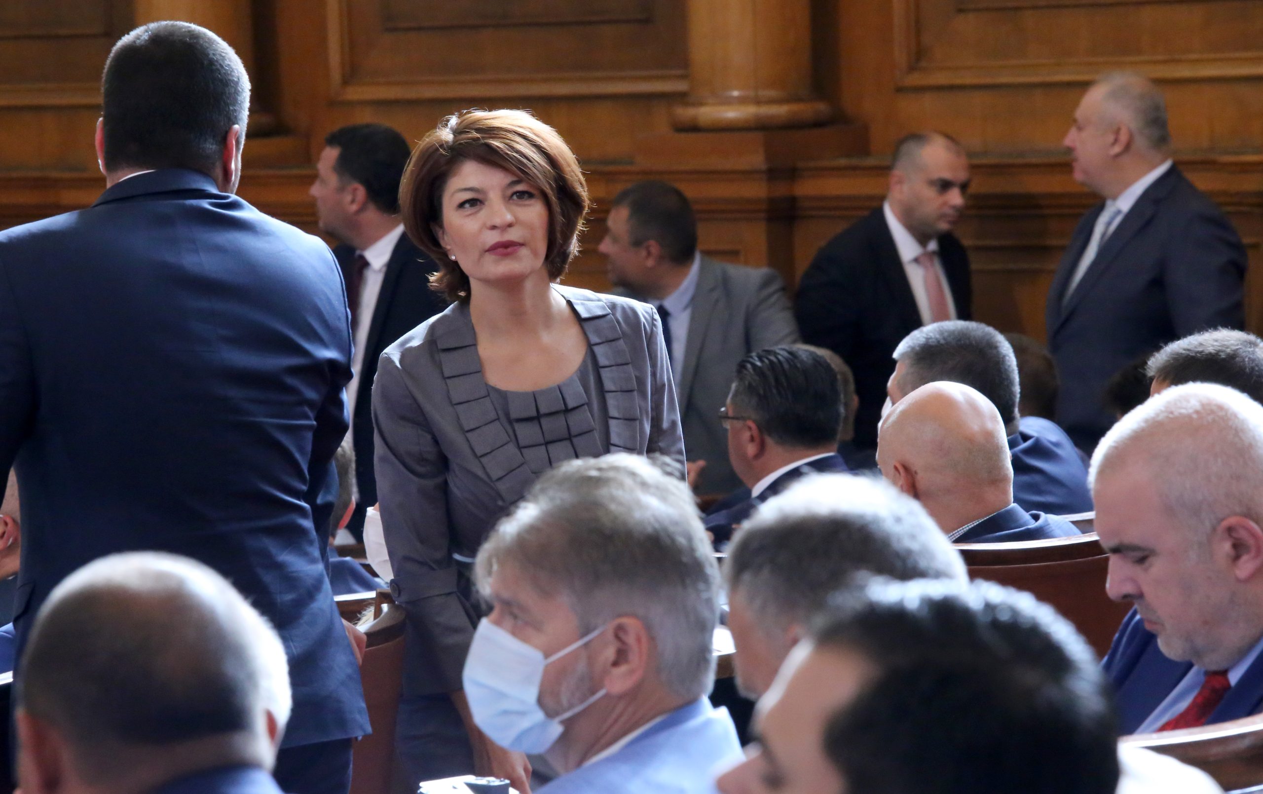 Парламент Десислава Атанасова