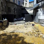 "Да, България" пуска сигнал до прокуратурата във връзка с незаконни антипаркинг колчета пред парламента