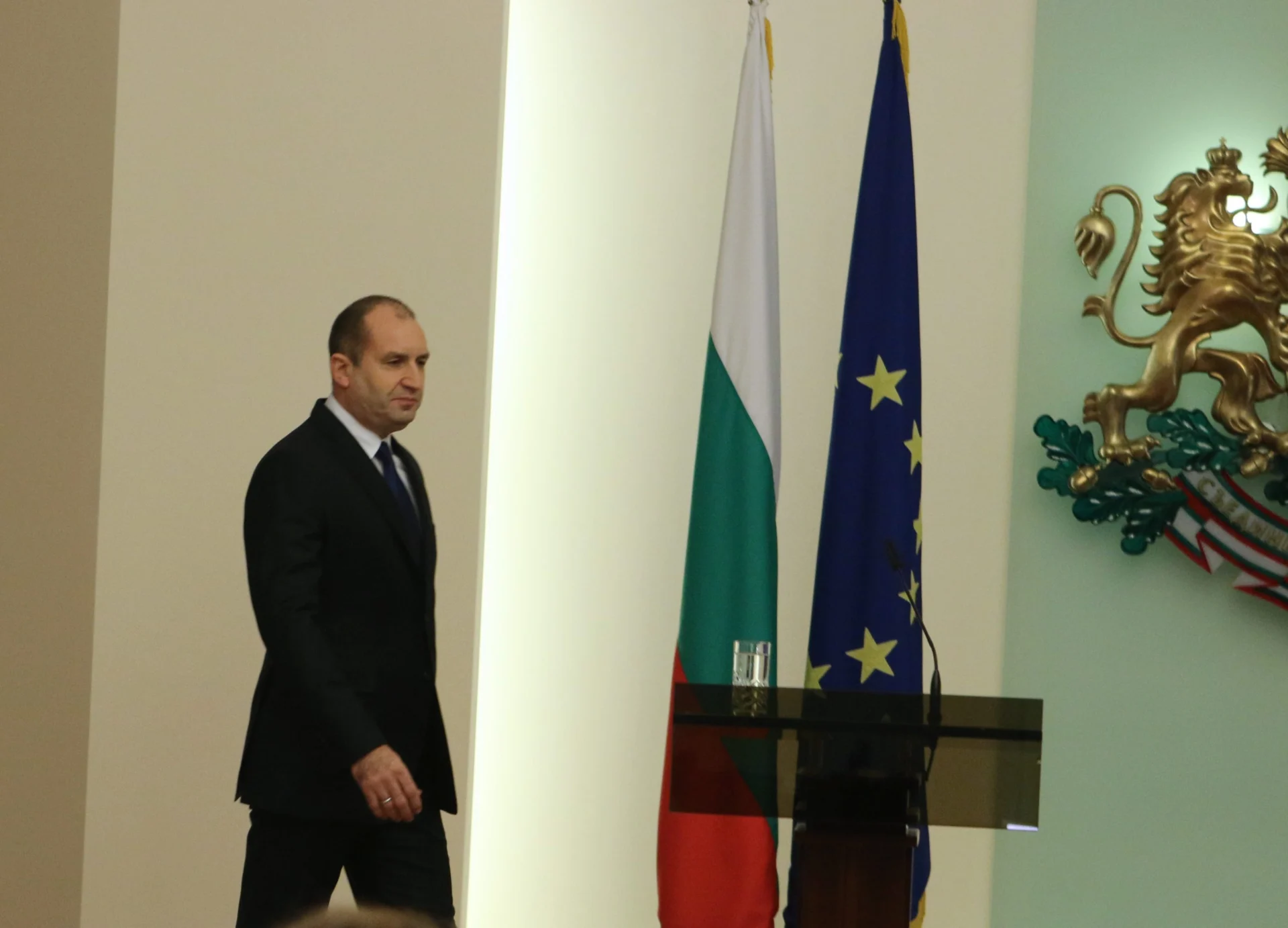 Президенство Служебно правителство Румен Радев Огнян Герджиков