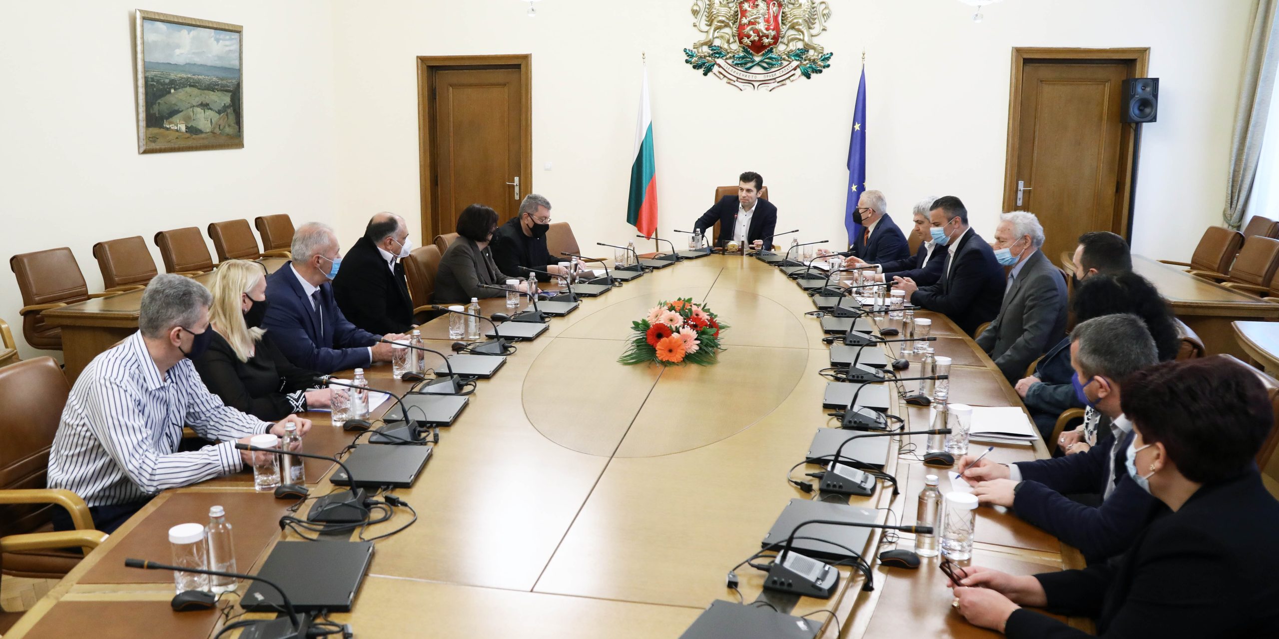 Кирил Петков и синдикати от МВР