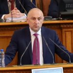 Парламент избор на управител на БНБ Любомир Каримански