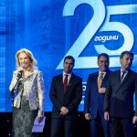 25 години Пощенска банка  Асен Ягодин - член на УС и изпълнителен директор Янис Серафимидес  Петя Димитрова – председател на УС и главен изпълнителен директор