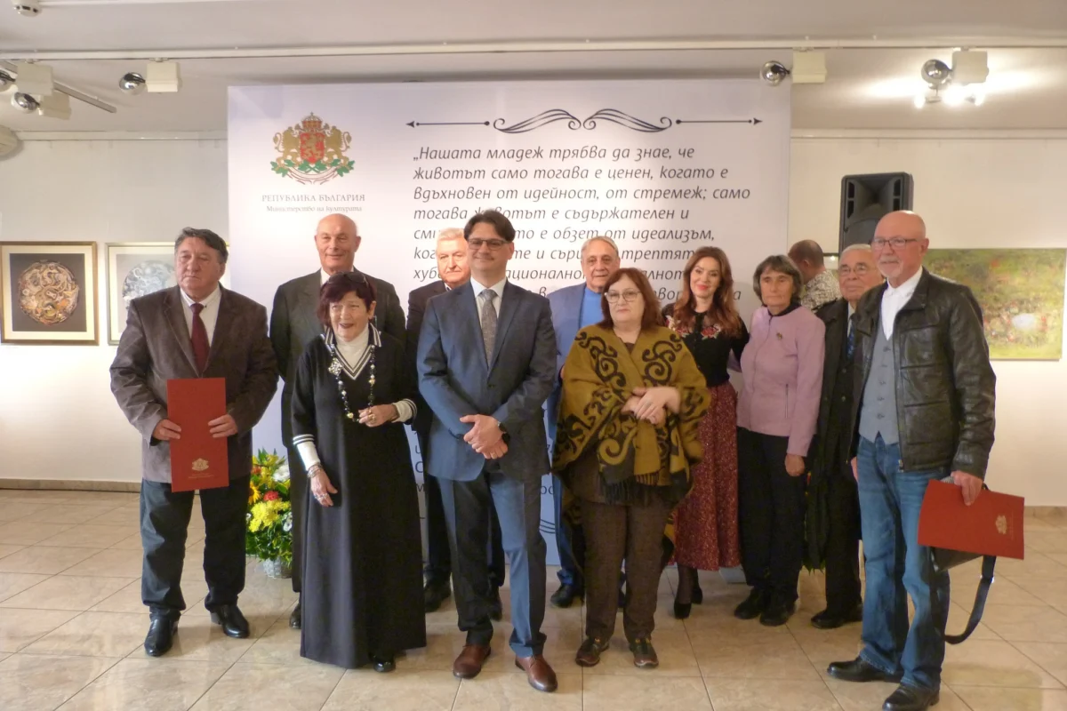 573923881 1262083095958739 4166653858737609369 n