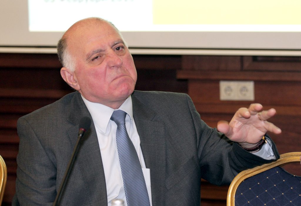 Магдалинчев не се явил в европарламента с правосъдния министър 1 Боян Магдалинчев