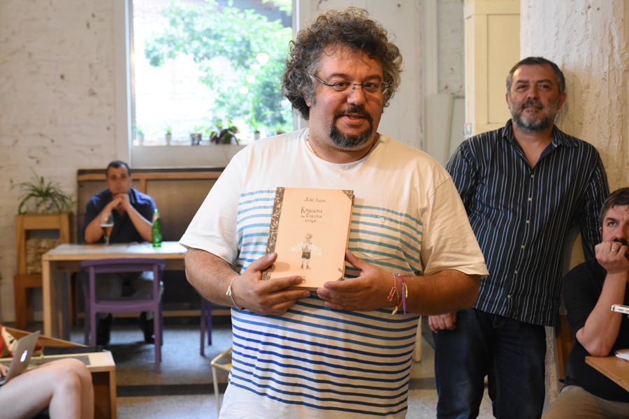Манол Пейков