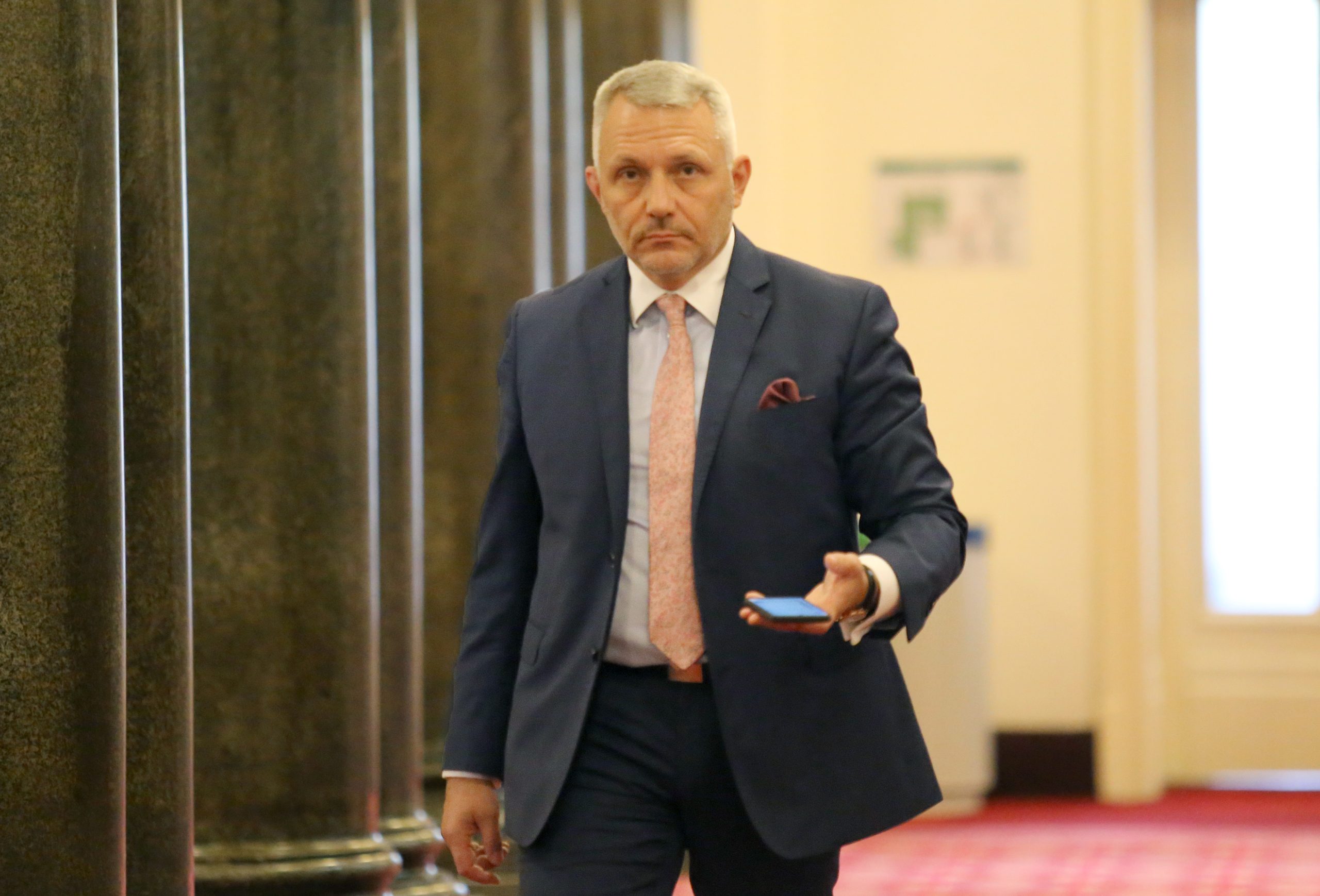 Парламент Николай Хаджигенов
