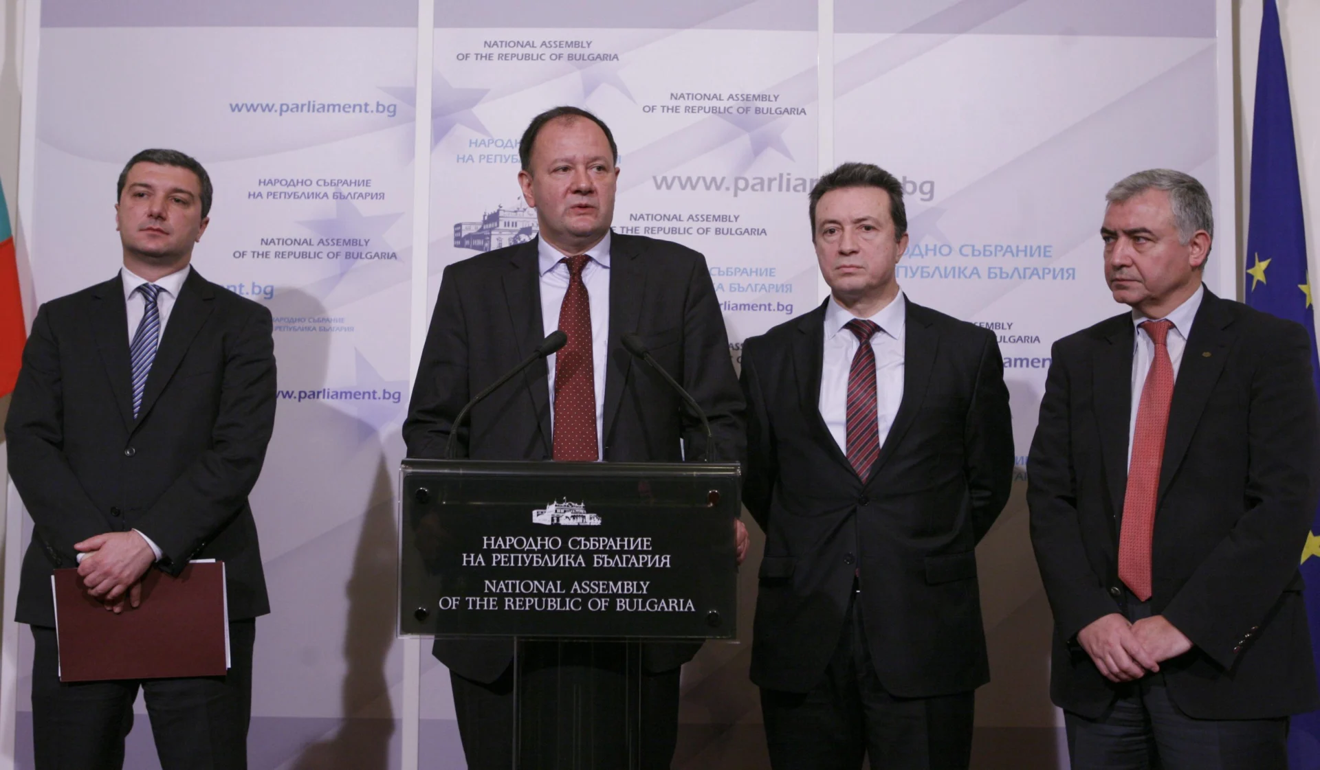 Парламент БСП пресконференция за Южен поток