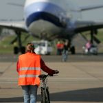 Самолет “Боинг 727” летище