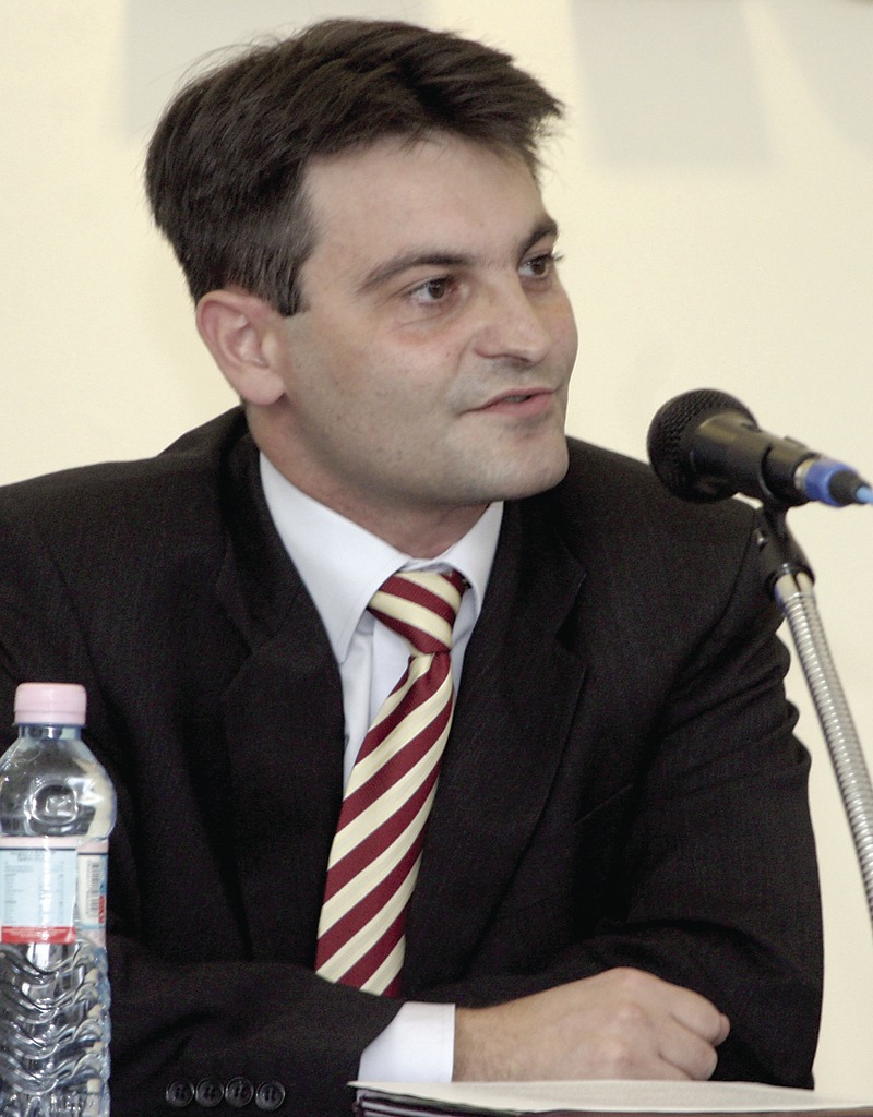 Николай Генчев