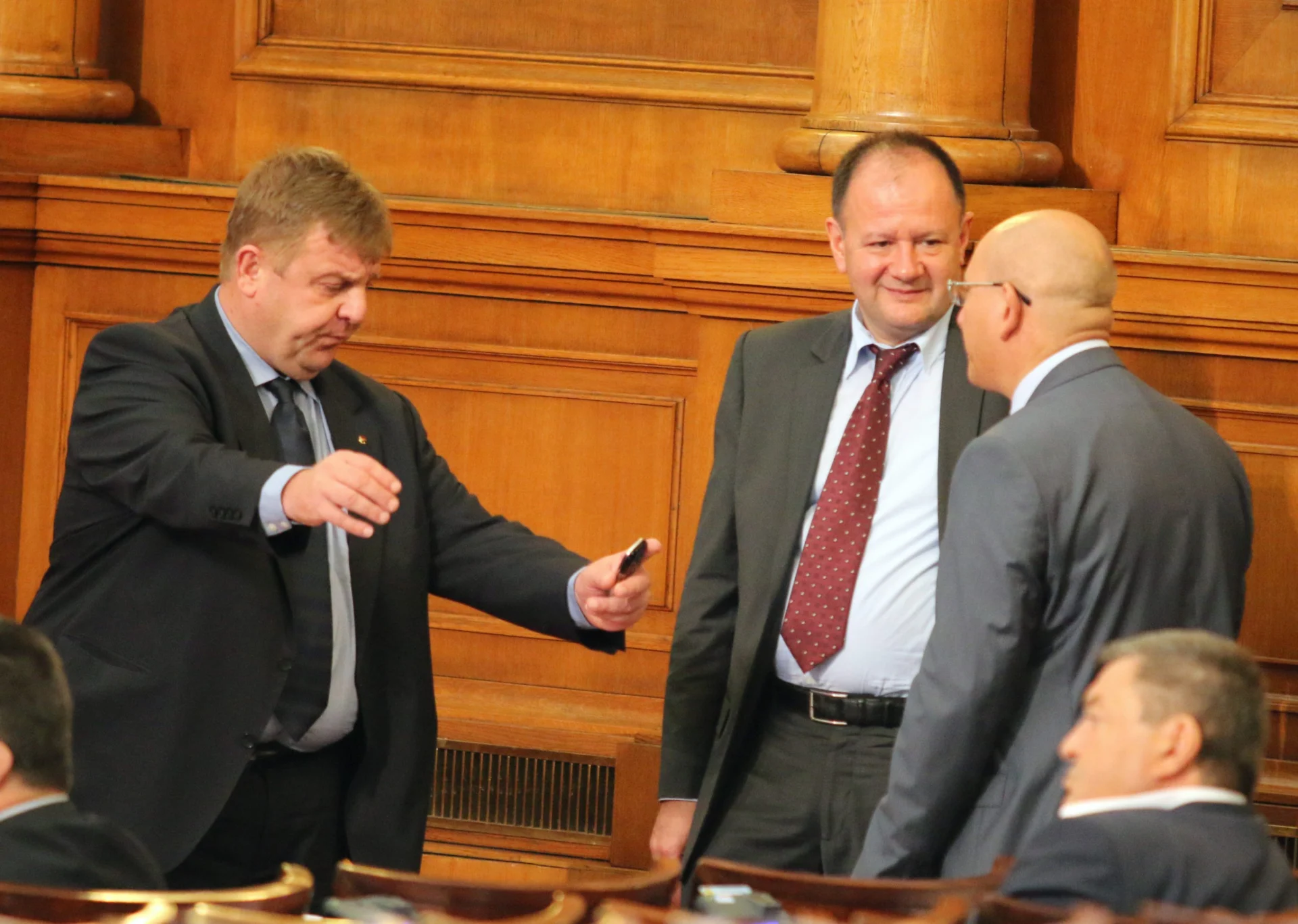 Парламент Красимир Каракачанов
