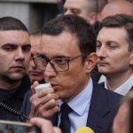 Кметът на София Васил Терзиев, протест, протестиращи медици, увеличение, заплати