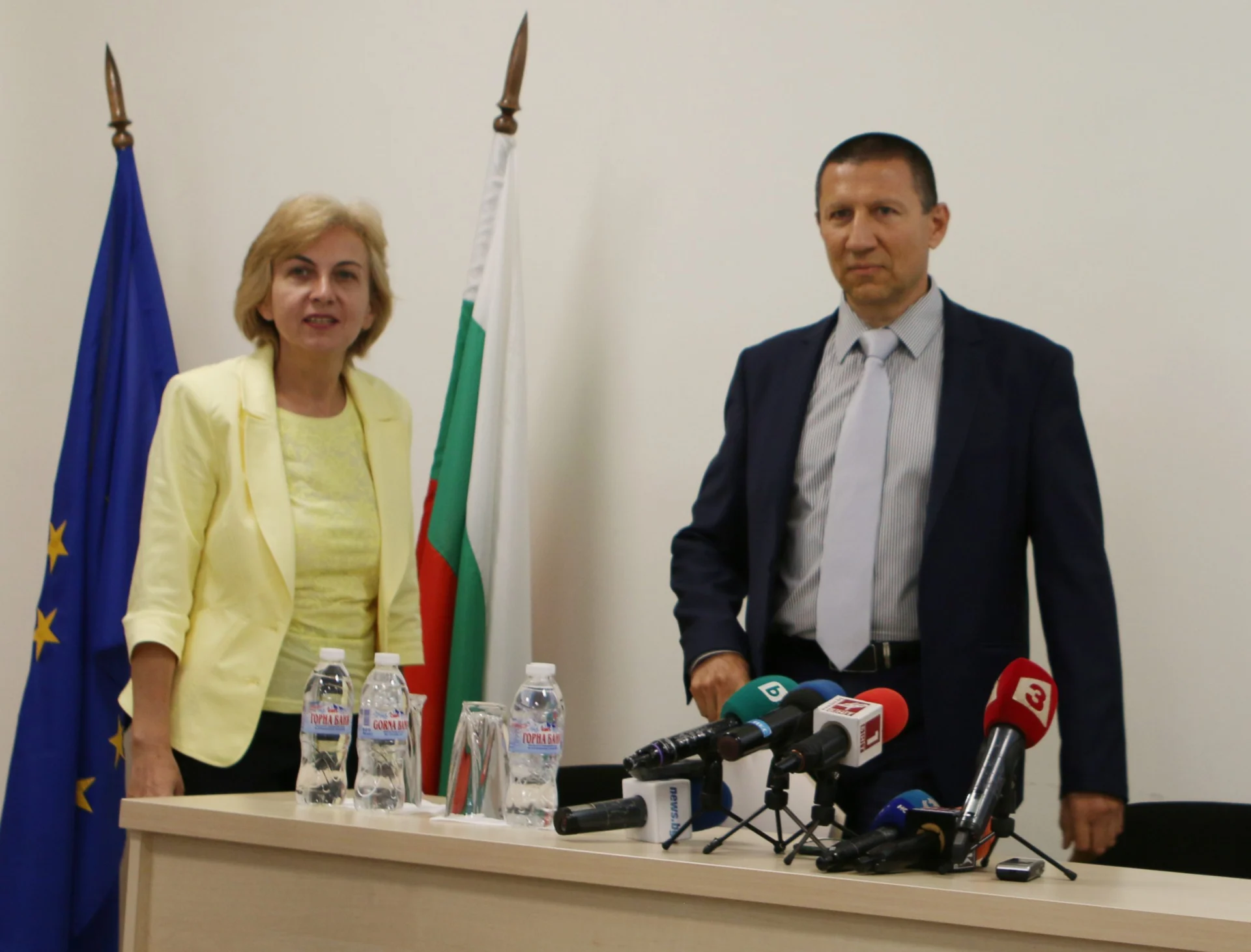 Пресконференция отчет НСЛС Юлиана Петкова Кацарова-Чорбаджиева - зам. дир НСЛС Борислав Сарафов - директор НСЛС