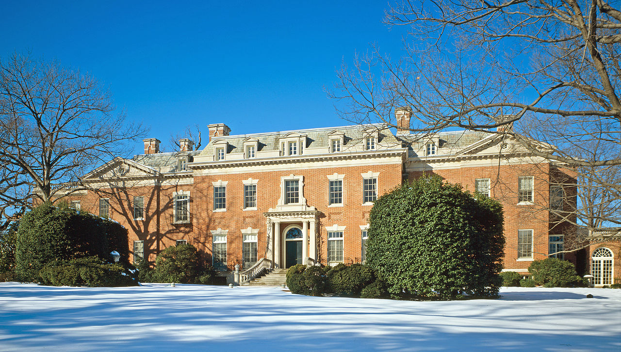 Конференцията в Дъмба́ртън Оукс е проведена е между 21 август и 7 октомври 1944 г. в Дъмбартън Оукс - имение в град Вашингтон