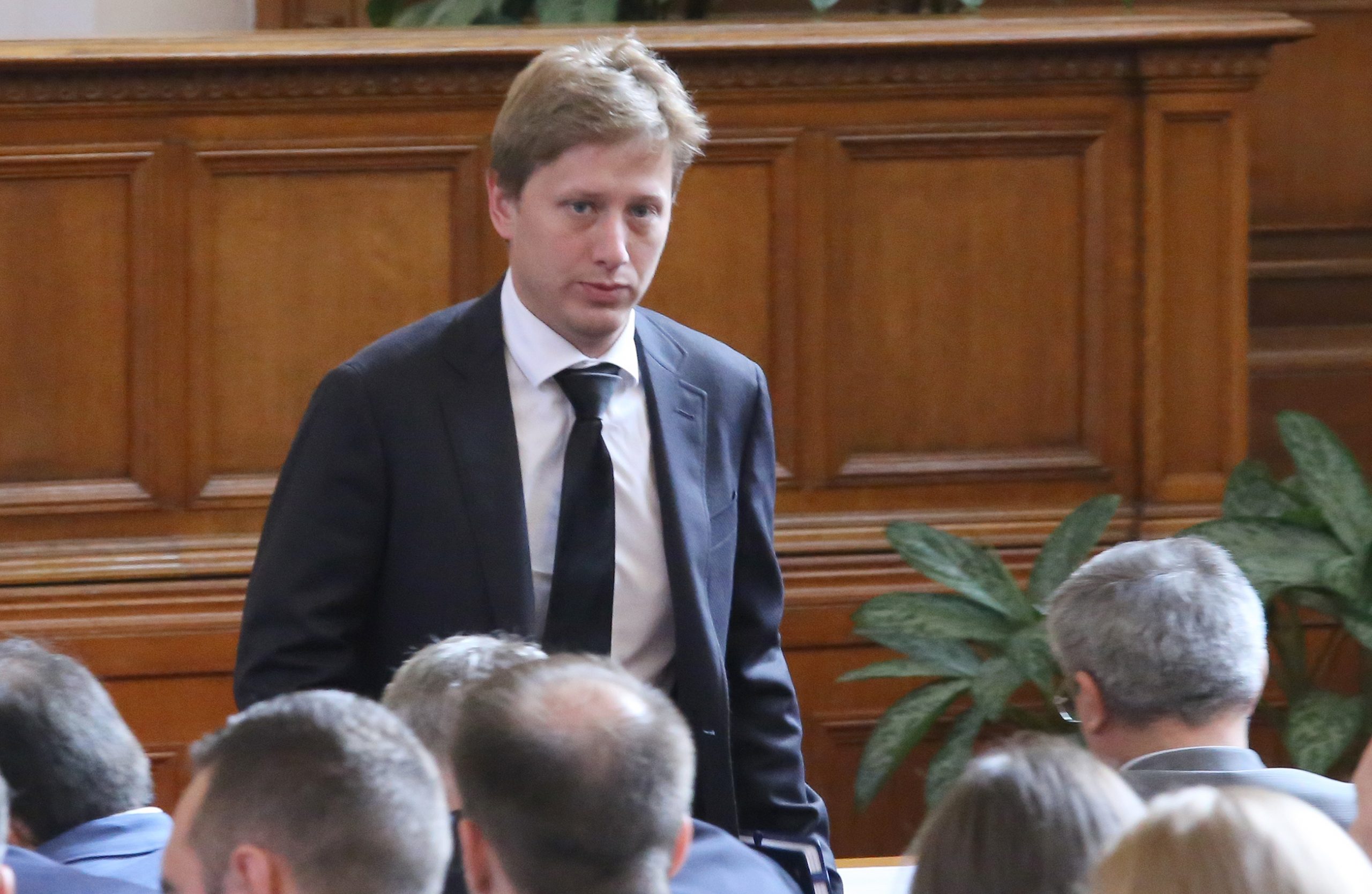 Парламент Ивайло Шотев