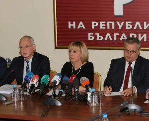 Пресконференция на Мая Манолова Васил Велев срещу американските централи