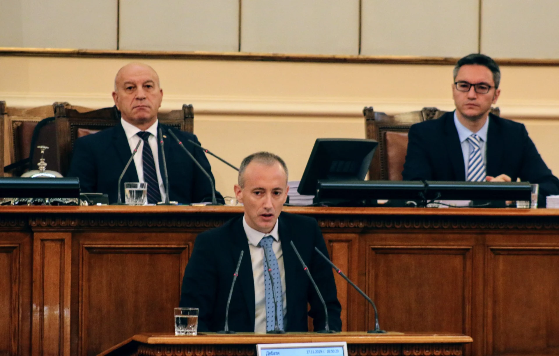 Парламент Красимир Вълчев