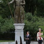 Президентът Росен Плевнелиев присъства на тържествена церемония при откриването на  паметник на българския цар Самуил (997-1014 г.) .