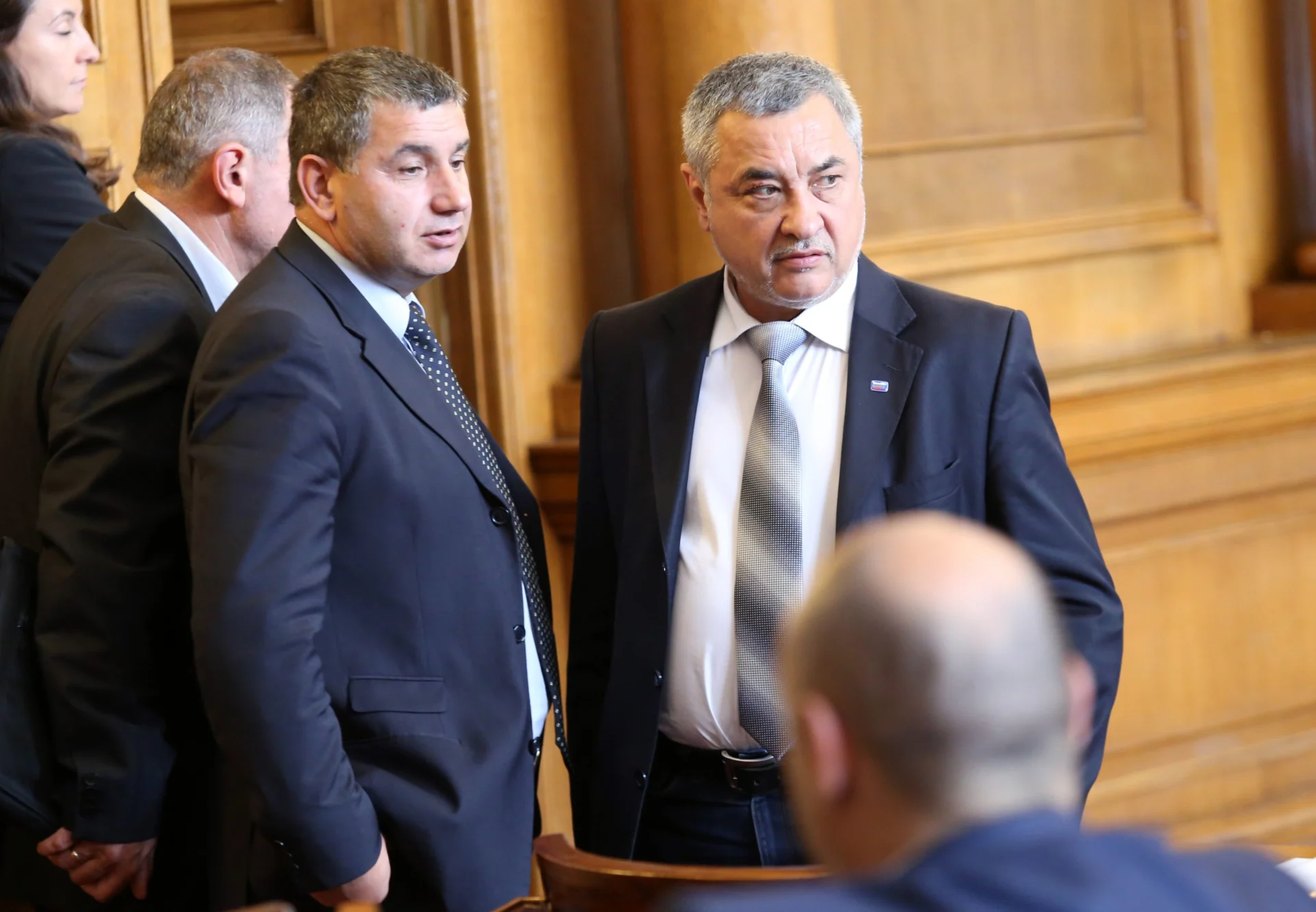 Парламент Димитър Байрактаров