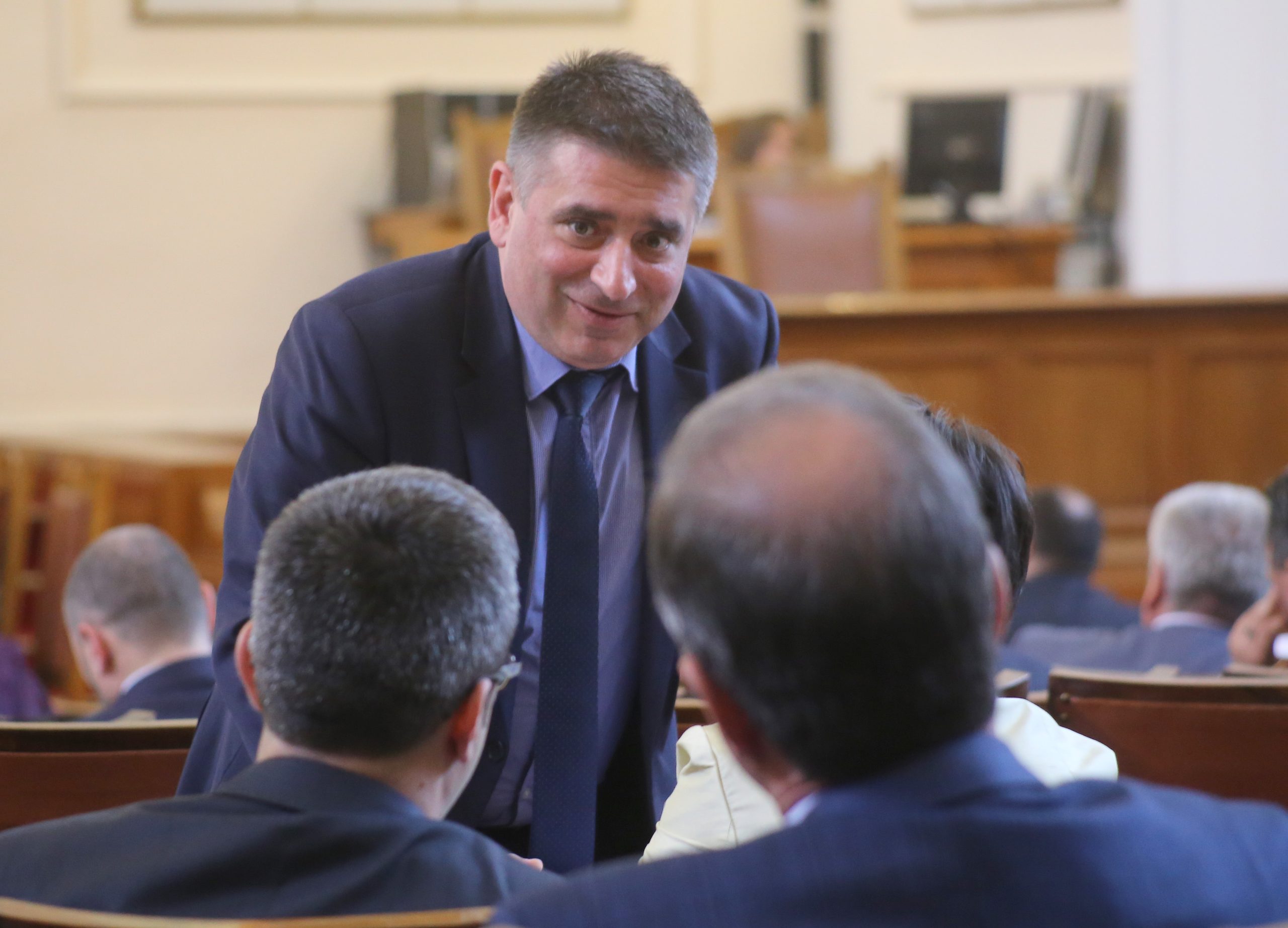 Парламент Данаил Кирилов
