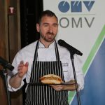 Гурме на път – новите сандвичи в ОMV  шеф Андре Токев.