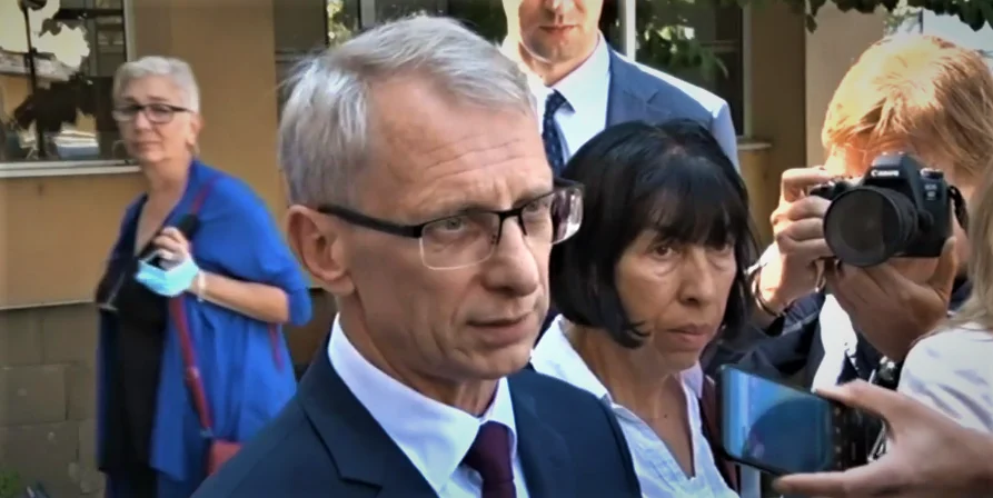 Николай Денков