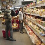 Благодарение на конкуренцията и свободната търговия хлябът в големите супермаркети е поне с 10% по-евтин от този в кварталните магазинчета.