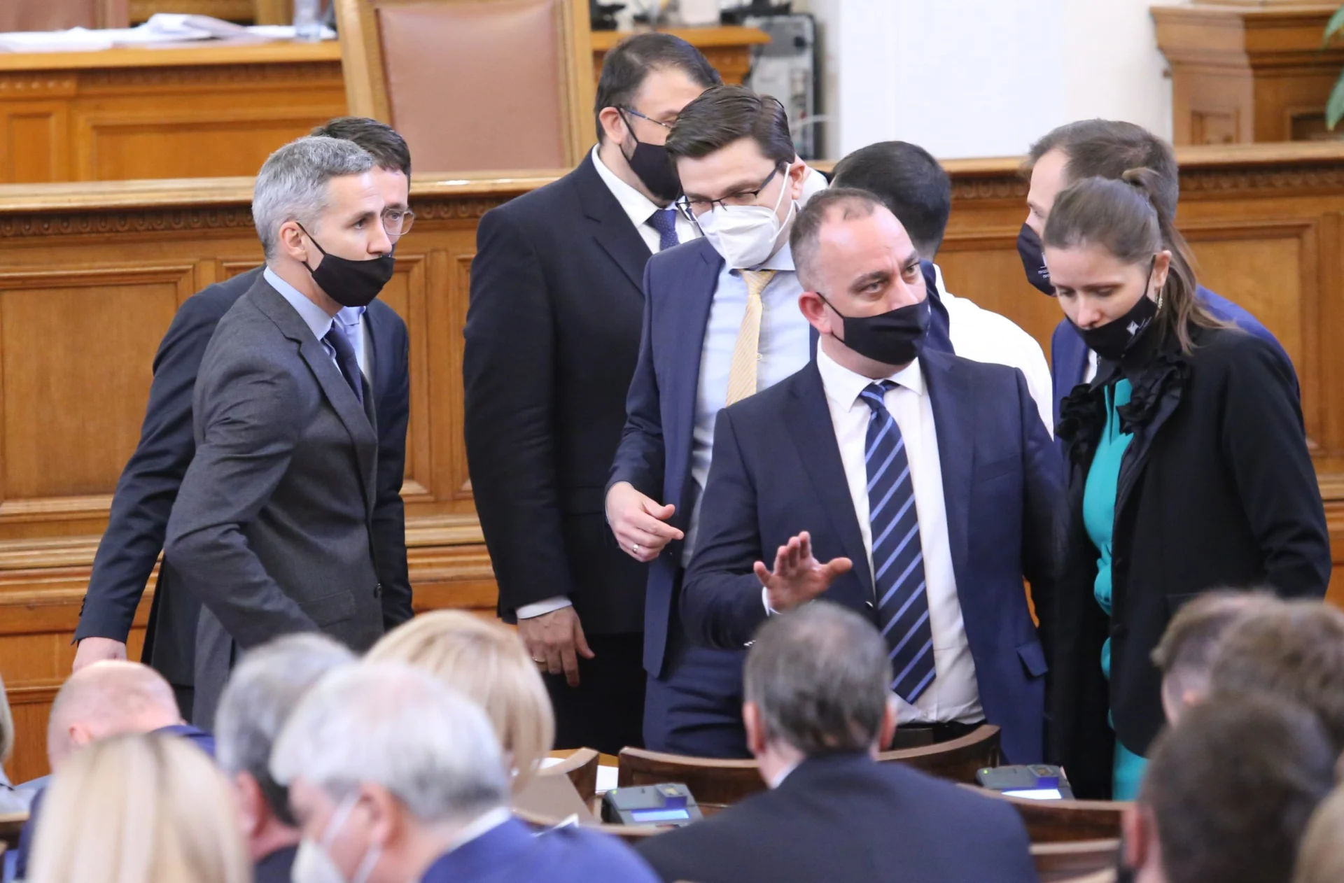 Парламент "Продължаваме промяната"
