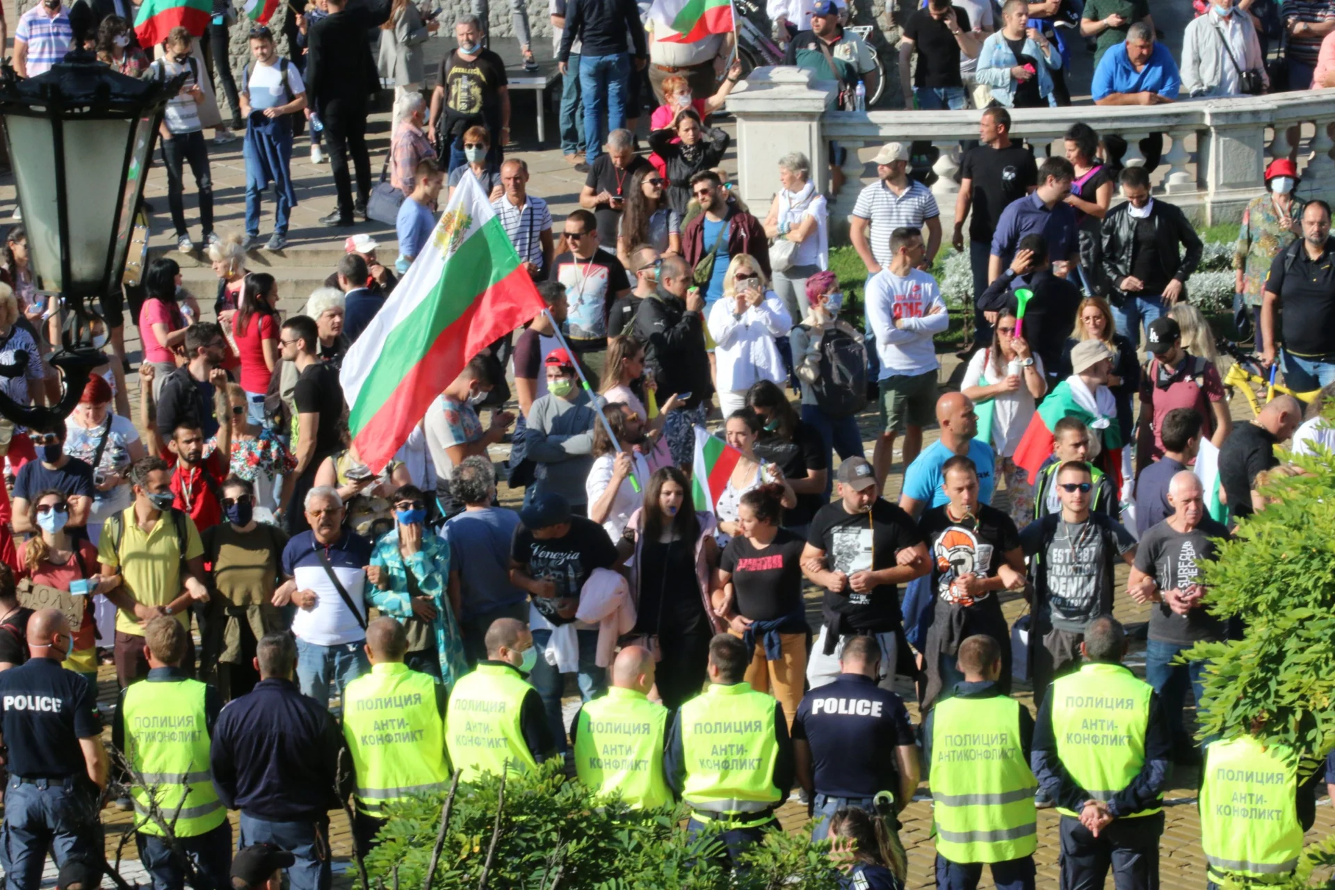 Протест пред парламента