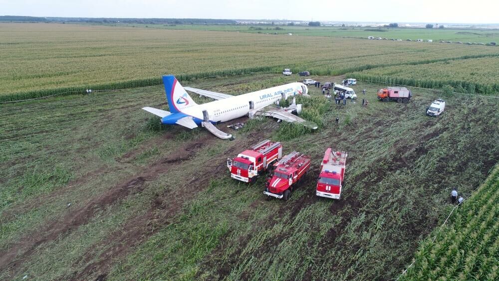 аварийно приземен руски самолет