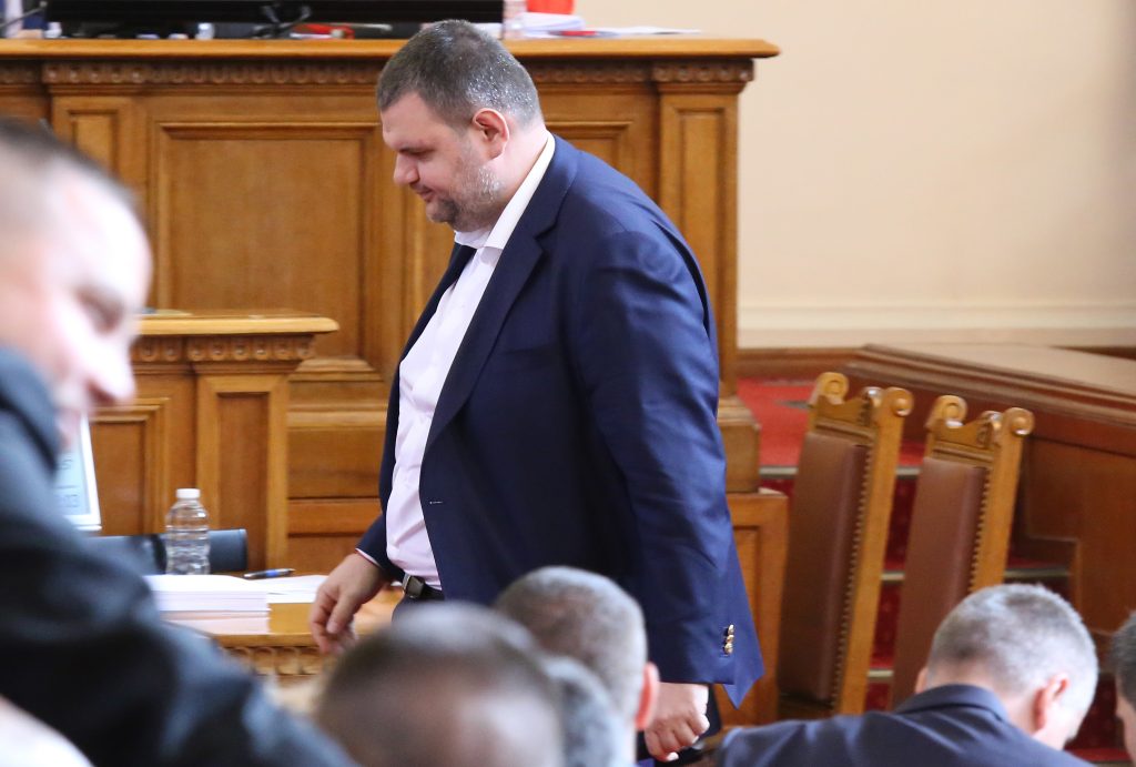 Парламент Делян Пеевски