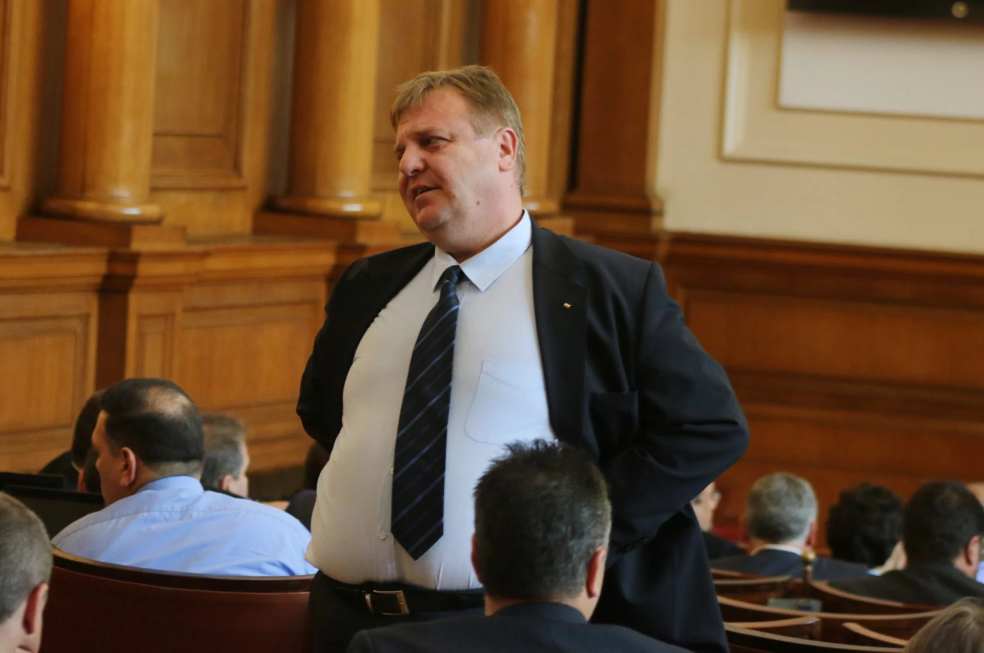 Парламент Красимир Каракачанов