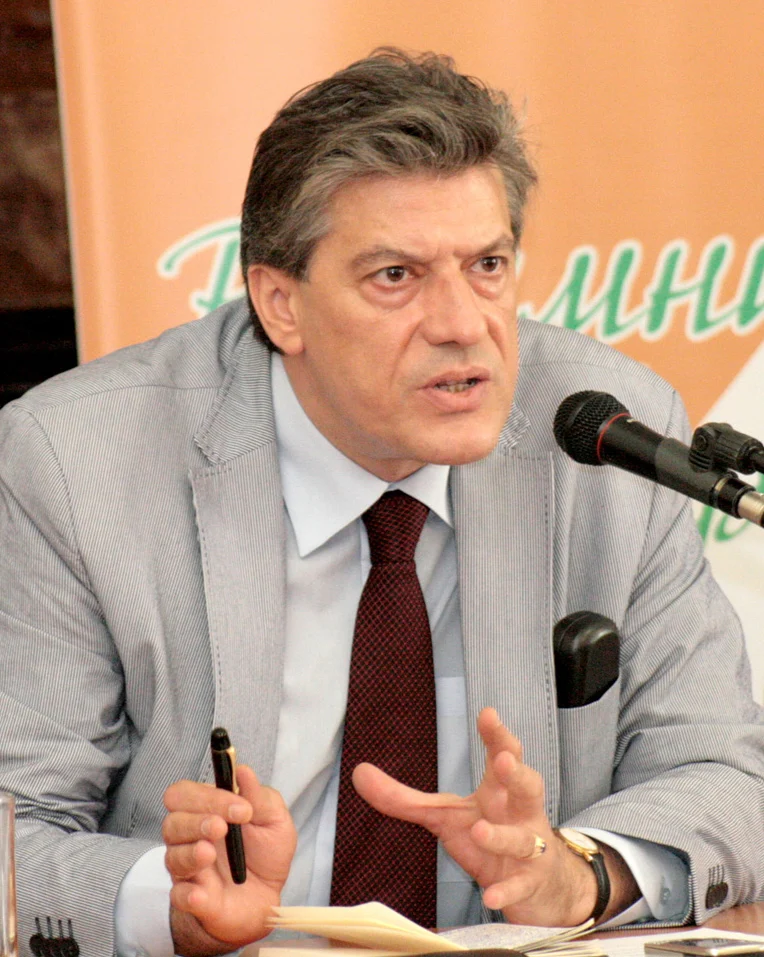 Антоний Гълъбов