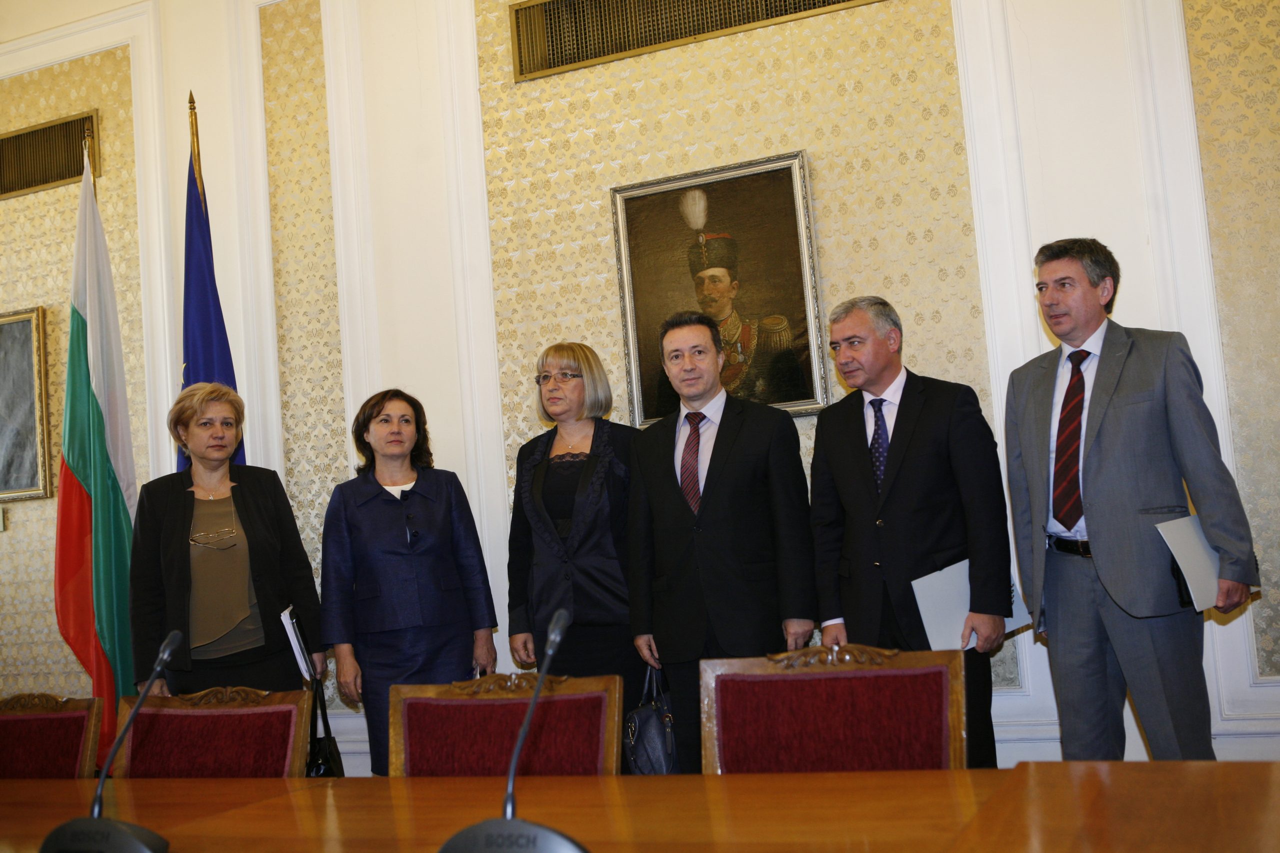 консултации