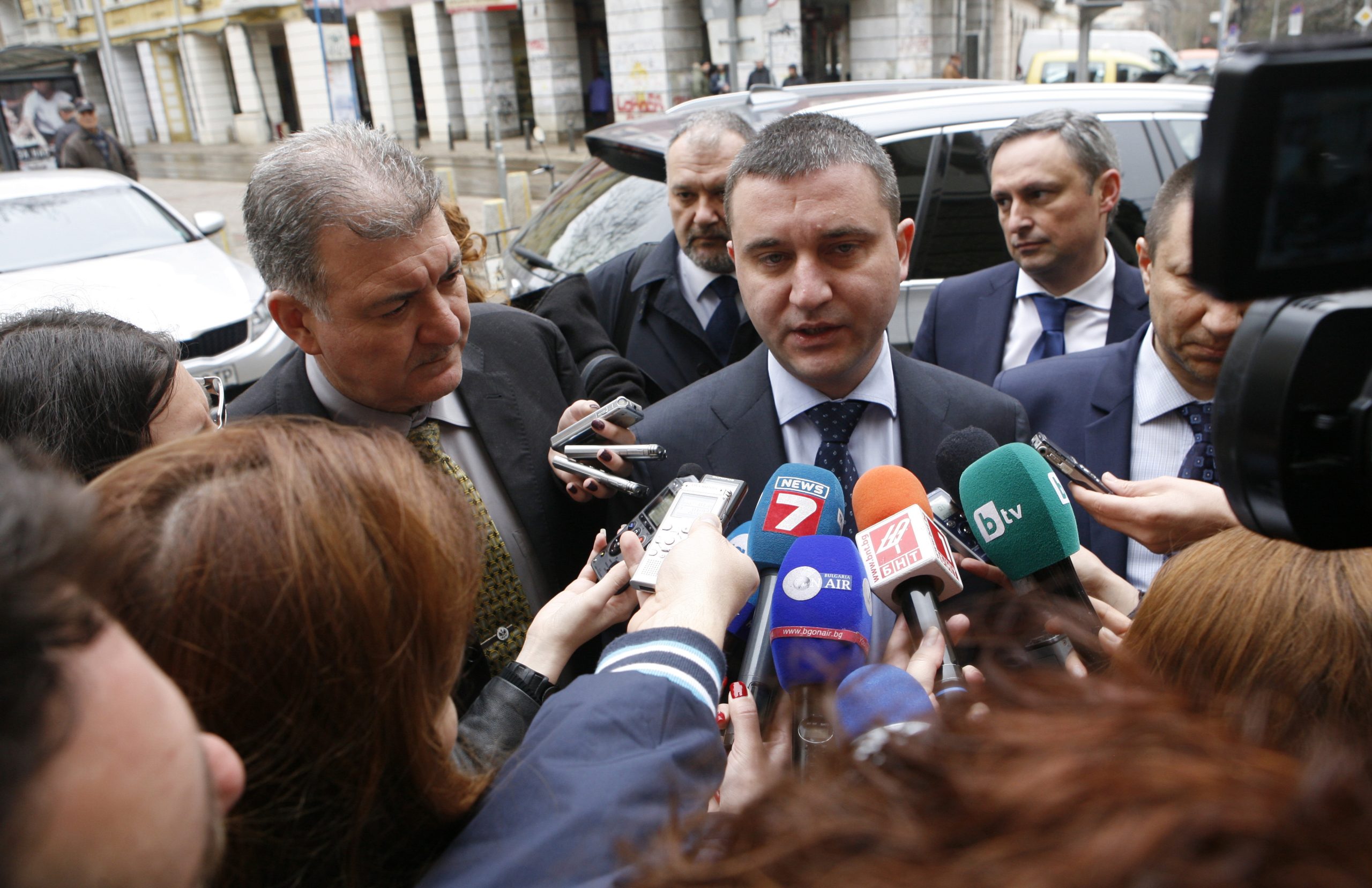 КТБ Корпоративна търговска банка временни синдици Георги Костов - главен секретар на МВР Владислав Горанов Радослав Миленков - фонд за гарантиране на влоговете