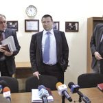 Шефовете на специализираната прокуратура Борислав Сарафов (в средата) Светлозар Костов (отдясно) и говорителят Пламен Марков дадоха първия си брифинг тази седмица.
