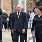Това е поредният тежък удар срещу партията на Бойко Борисов, преди местните избори през 2027 година, понеже младежката структура на ГЕРБ във Враца се счита като една от най-силните и продуктивни в страната.