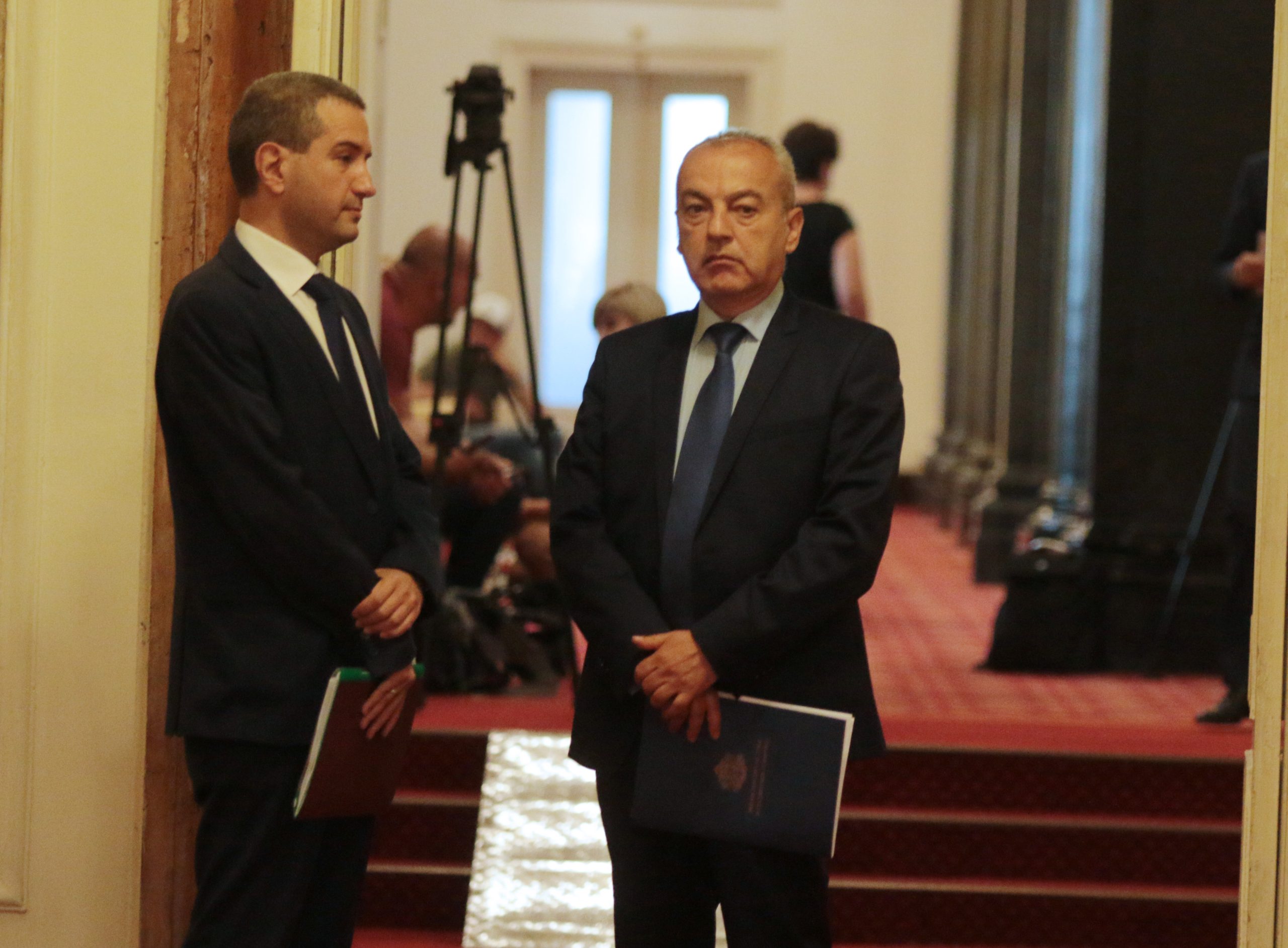 Парламент Гълъб Донев