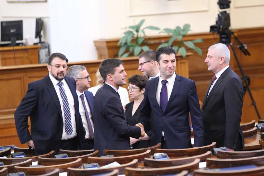 Парламент откриване на 47 - мото народно събрание Никола Минчев Кирил Петков
